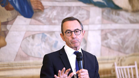 «Jamais la France n’avait été autant au bord du gouffre financier», selon Bruno Retailleau