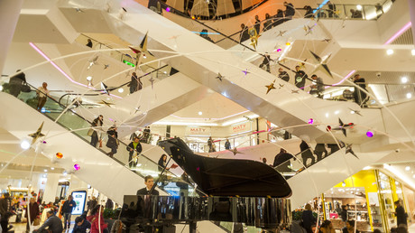 Lyon : une attaque au mortier d’artifice sème la panique dans un centre commercial