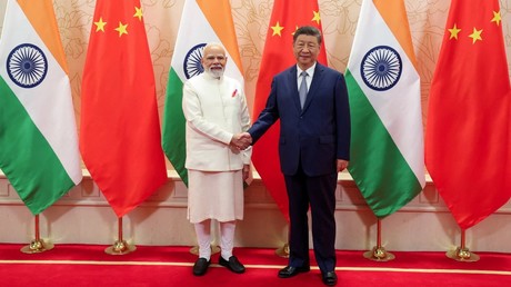 «Danse commune du dragon et de l'éléphant» : Narendra Modi et Xi Jinping ont tenu des pourparlers dans le cadre du sommet de l'OCS