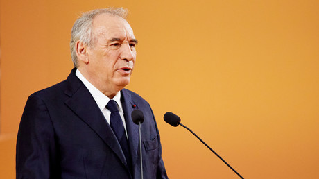 Crise de la dette : ce ne sont pas les gouvernements qui dépensent, mais «les Français», déclare Bayrou