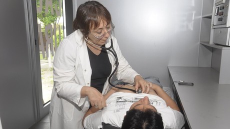 Explosion des arrêts maladie : 500 médecins sous surveillance