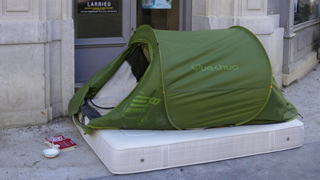 François Bayrou confirme un durcissement de l’aide médicale d’État