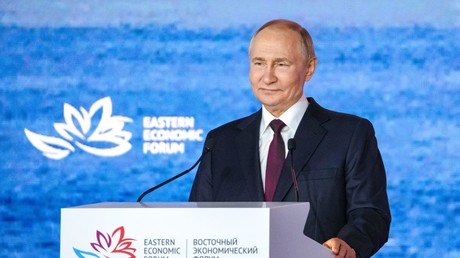 Peskov explique comment Poutine réussit à maintenir un emploi du temps chargé