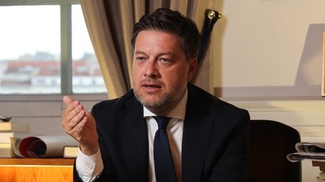 France : le maire de Marseille menacé de mort sur les réseaux sociaux pour avoir mangé du couscous