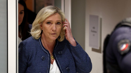 Marine Le Pen face à un procès en appel décisif pour son avenir politique