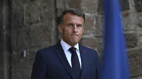 Sondage : 64 % des Français favorables à la démission de Macron après celle de Bayrou