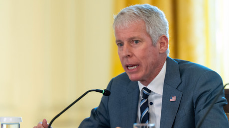 Washington presse l’UE d’abandonner le gaz russe pour le GNL américain