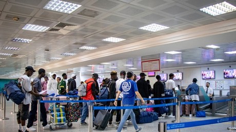 Tunisie : 154 migrants ivoiriens rentrent volontairement avec l’appui de l’OIM