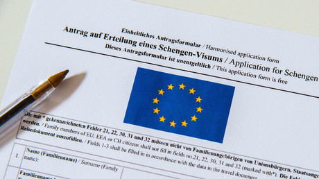 L’Union européenne veut durcir la politique des visas pour les citoyens russes