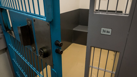 France : des milliers d’euros proposés à des détenus étrangers pour les convaincre de retourner dans leur pays