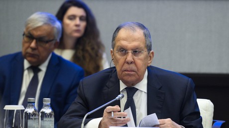 Lavrov : tout contingent européen en Ukraine sera une cible légitime