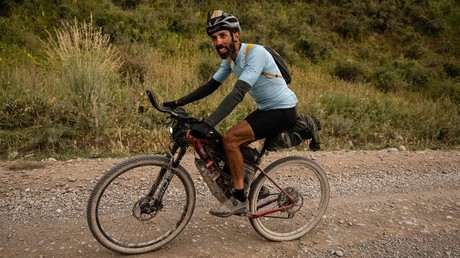Un cycliste français risque deux ans de prison en Russie pour franchissement illégal de la frontière