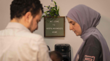 États-Unis : une juge ordonne l’expulsion de Mahmoud Khalil, militant propalestinien de Columbia