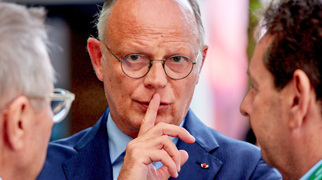 «Ce président n’aime pas beaucoup les Premiers ministres» : quand Édouard Philippe tacle Emmanuel Macron