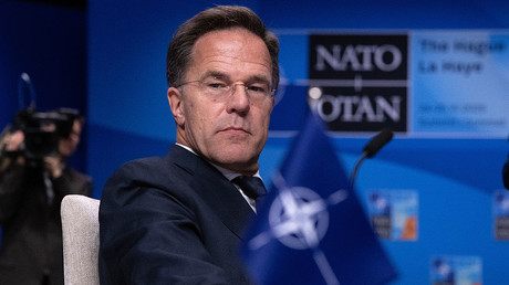 L'OTAN abattra-t-elle les avions russes ? Rutte évite de répondre à la question...