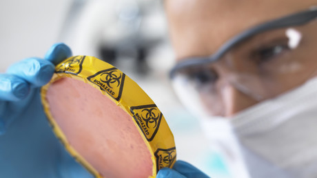 Peskov juge «brillante» l’initiative de Trump d’interdire les armes biologiques