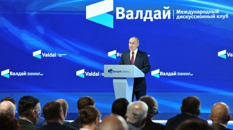 En direct : à Sotchi, le discours annuel de Vladimir Poutine au club Valdaï