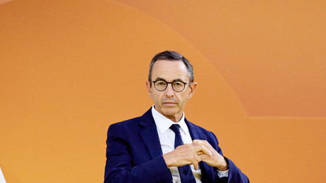 Les Républicains hésitent à rejoindre le gouvernement Lecornu : un bras de fer autour des conditions