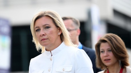 Zakharova accuse Emmanuel Macron d’utiliser l’affaire du pétrolier de la « flotte fantôme » comme dérivatif à la situation en France