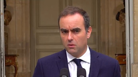 Sébastien Lecornu évoque un budget consensuel pour conjurer la crise politique
