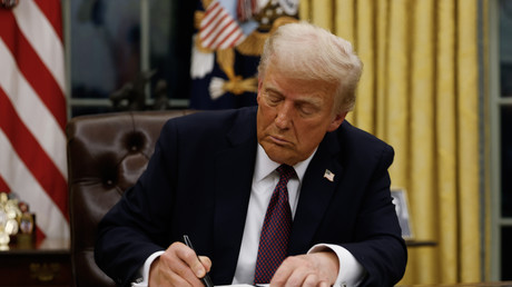 Chute de 20 % des visas étudiants aux États-Unis : l’Inde et l’Afrique en première ligne