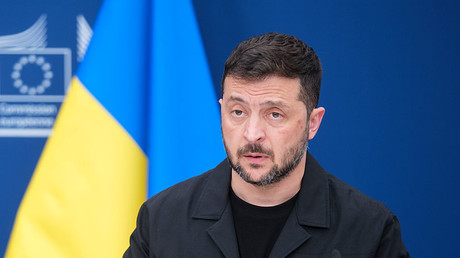 Une «overdose» : Zakharova ironise sur les menaces de «black-out» de Zelensky