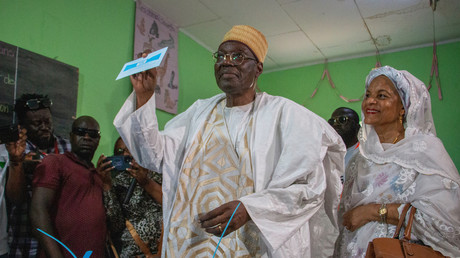 Cameroun : l’opposant Issa Tchiroma revendique la victoire et appelle Paul Biya à reconnaître sa défaite