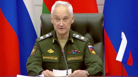 «Nous faisons face à une activité ouvertement hostile de l’OTAN à nos frontières», affirme le ministre russe de la Défense