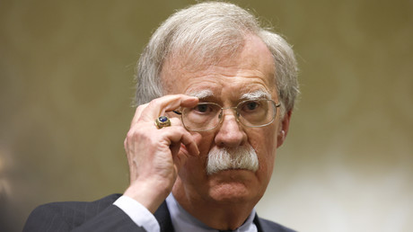 États-Unis : John Bolton inculpé pour divulgation de documents classifiés