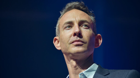 Le sénateur Ian Brossat dénonce un rapport «aux relents coloniaux» sur l’accord franco-algérien de 1968