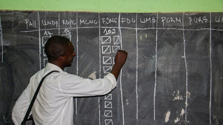 Cameroun : le parti de Tchiroma claque la porte de la commission de recensement des votes