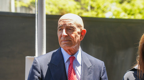 Désarmement du Hezbollah ou chaos : l’ultimatum de Tom Barrack au Liban