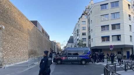 Nicolas Sarkozy incarcéré : visites, rassemblement de soutien et critiques, ce qu’il faut savoir