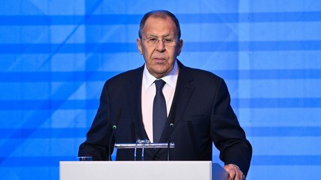 «Tout le monde semble garder le silence» : Lavrov commente la réaction de l’Occident aux essais du Bourévestnik