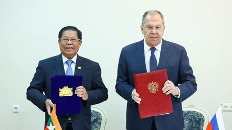 La Russie et la Birmanie suppriment les visas pour les voyages bilatéraux