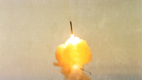 Essais nucléaires : les États-Unis lancent un missile balistique intercontinental Minuteman III