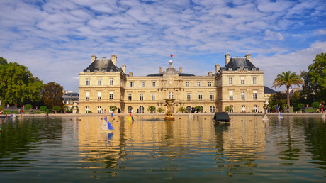 «Hystérie fiscale» en France : bataille en perspective au Parlement, sur fond de hausse de la CSG
