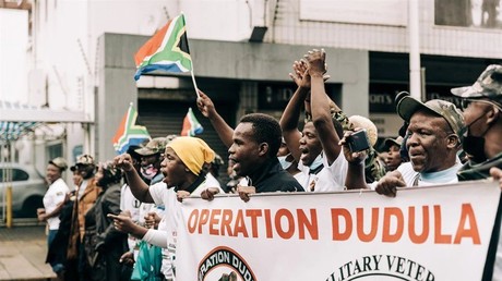 Afrique du Sud : la justice interdit les blocages de cliniques par un groupe anti-migrants