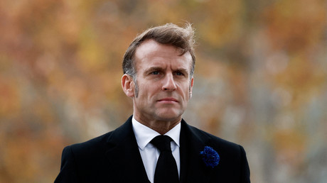 Emmanuel Macron entame une tournée africaine de cinq jours