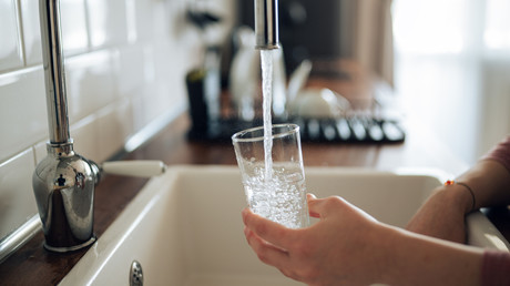 Le «polluant éternel» TFA détecté dans 92 % des eaux en France