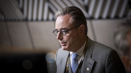 Confiscation des avoirs russes : «C'est une mesure très grave», fustige le Premier ministre belge