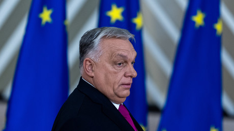 «L’envoi de forces européennes en Ukraine mènerait à la guerre avec la Russie», insiste Viktor Orban