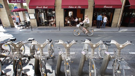 France : quand les politiques anti-voiture des villes peinent à convaincre