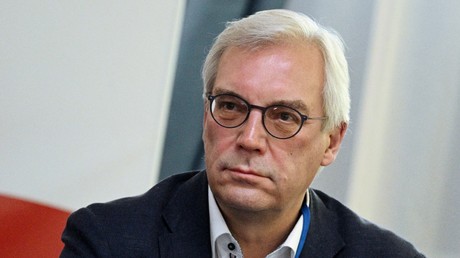 Grouchko : Kiev orchestre des provocations «dès que le processus de négociation entre dans une phase de recherche d’une solution»