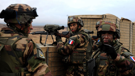 La France et le Royaume-Uni prêts à envoyer leurs troupes en Ukraine sans mandat de l’ONU ni de l’UE, selon Die Welt