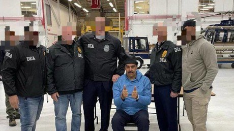 Premières images de Nicolas Maduro à New York escorté par des agents de la DEA