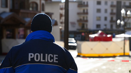 Incendie à Crans-Montana : la police fait état de 16 nouveaux corps identifiés, dont celui d'un quadragénaire français