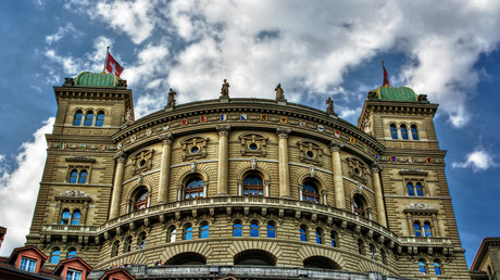 Suisse : le Conseil fédéral bloque les avoirs potentiels de Nicolás Maduro