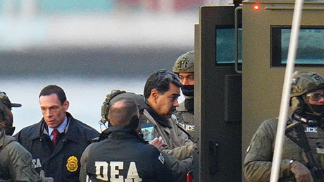 La BBC interdit à ses journalistes de qualifier l'enlèvement de Maduro de kidnapping, selon un chroniqueur du Guardian