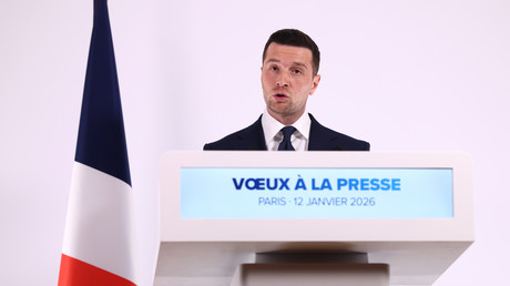 «Il serait profondément inquiétant que Marine Le Pen soit écartée», déclare Jordan Bardella à la veille du procès en appel